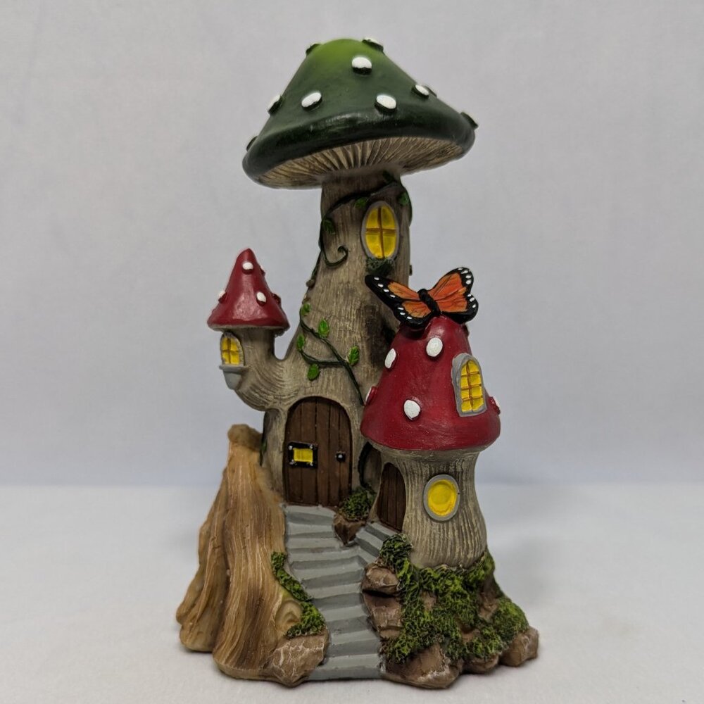 Bloom Room Littles Gnomes Toadstool House JoAnn Fabrics Midwest Designs 6 3/4"